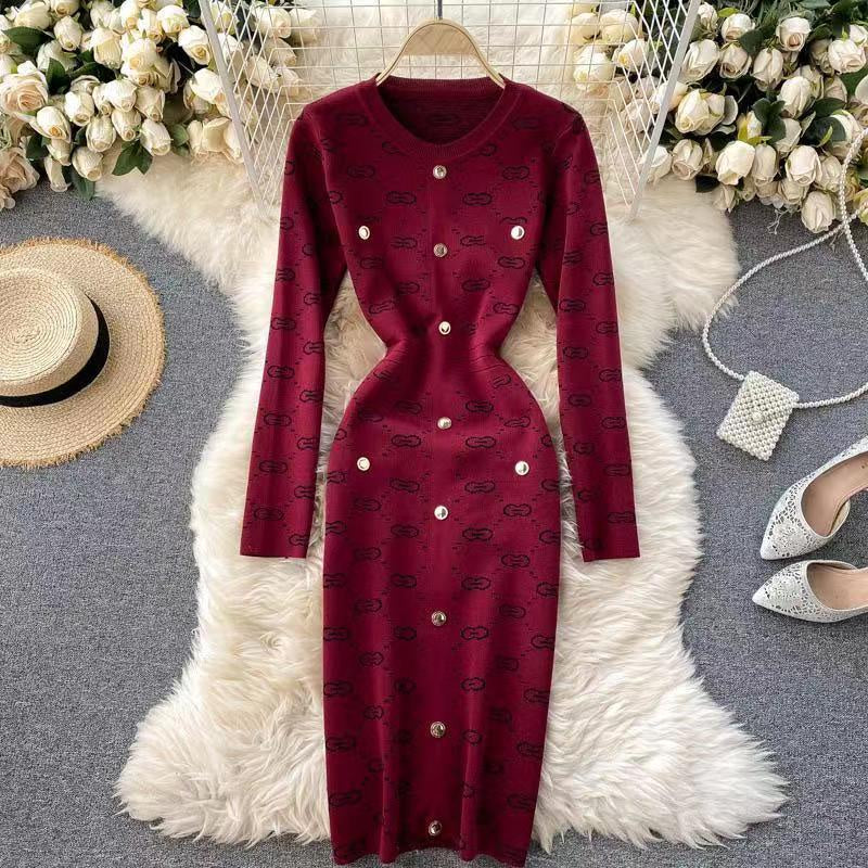 Autumn and Winter Round Neck Elastic Knitted New Temperament Skinny Sweetheart Dress