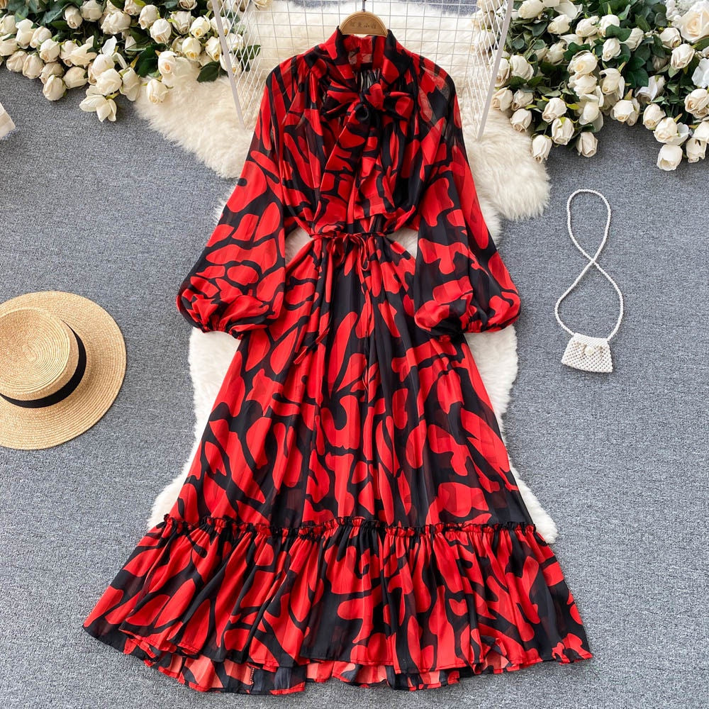 Women's retro printed bohemian long skirt with large hem ruffles loose lantern sleeve dress