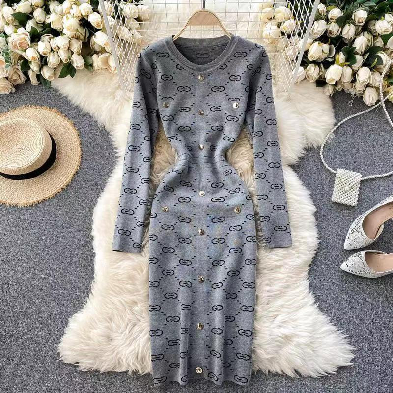 Autumn and Winter Round Neck Elastic Knitted New Temperament Skinny Sweetheart Dress